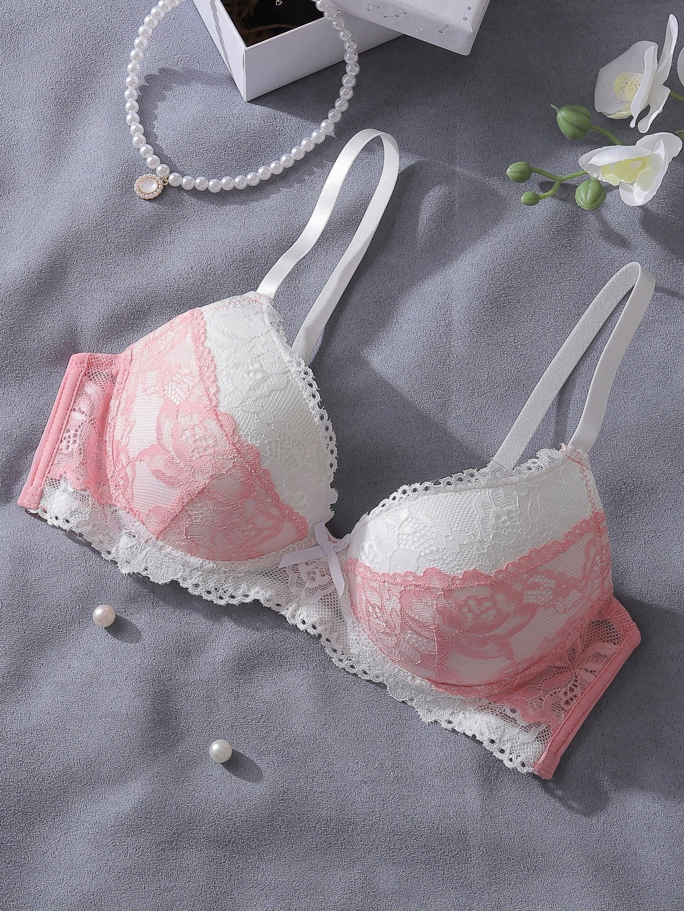 Pink and White Lace Patchwork  - Underwire Bra Padded 리뷰 및 가격